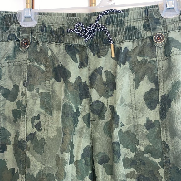 Anthropologie army green watermarked camo thin soft jogger pants size Small - Picture 2 of 7